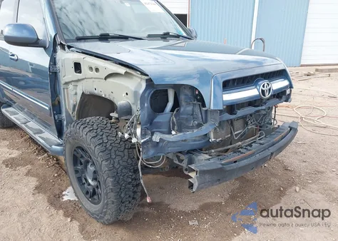 2005 Toyota Sequoia Limited V8 from USA, damaged, VIN 5TDBT48A85S244231